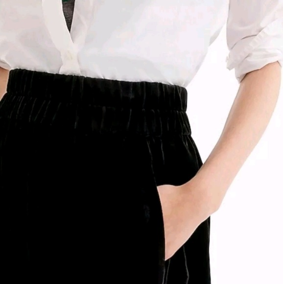 🖤🆕️J. Crew Pull On Velvet Skirt🖤👗 - Picture 3 of 6